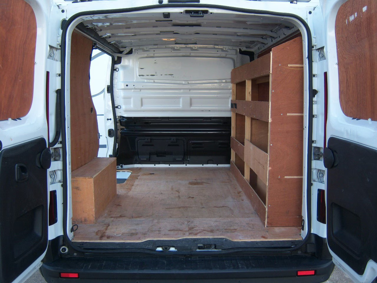 Renault Trafic (2021) — image 5