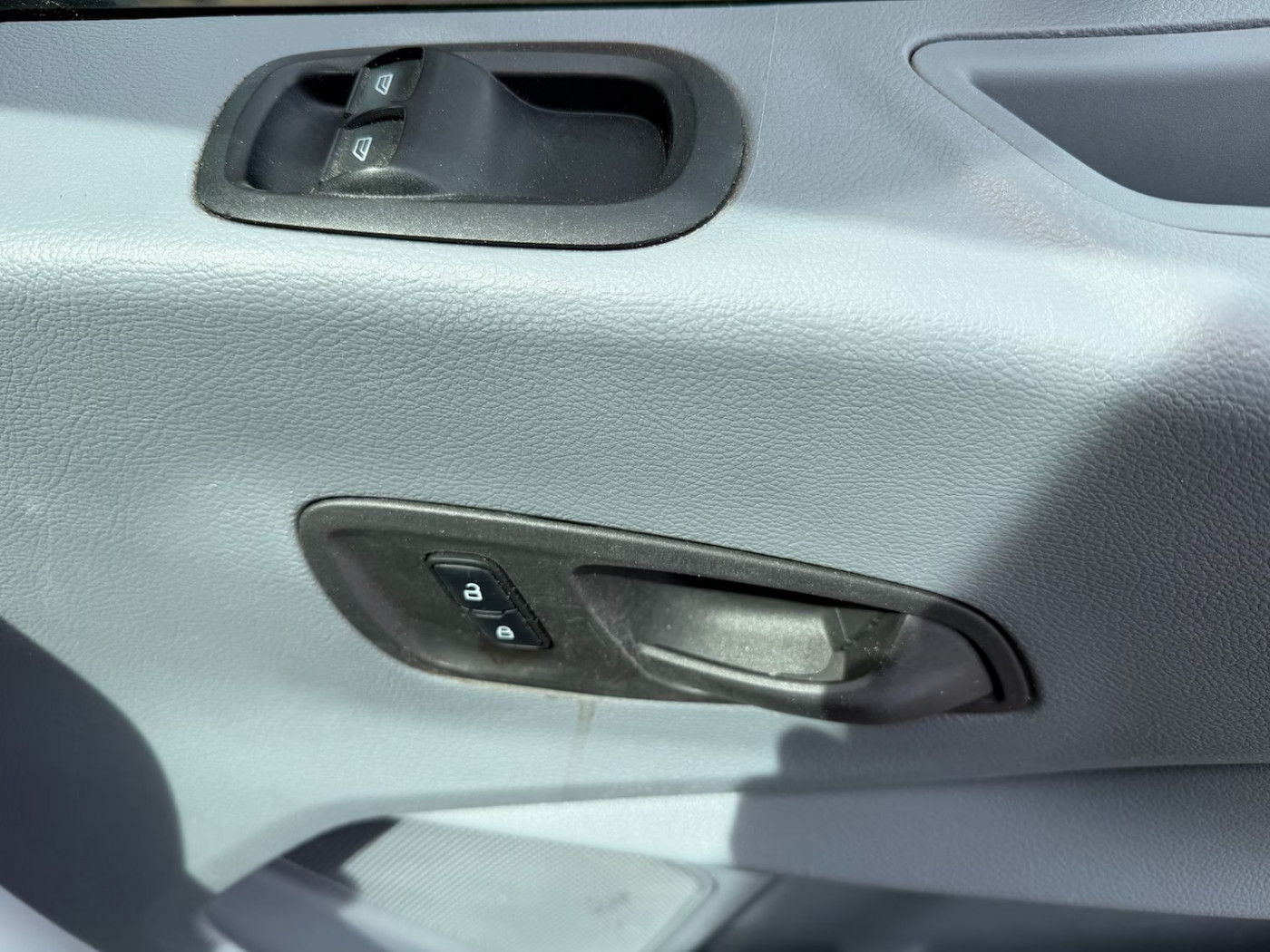 Ford Transit (2018) — image 7