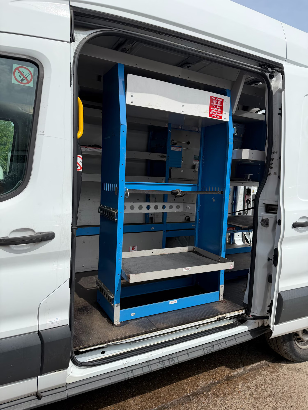 Ford Transit (2018) — image 10