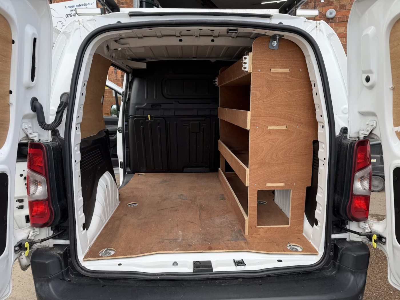 Peugeot Partner (2020) — image 7