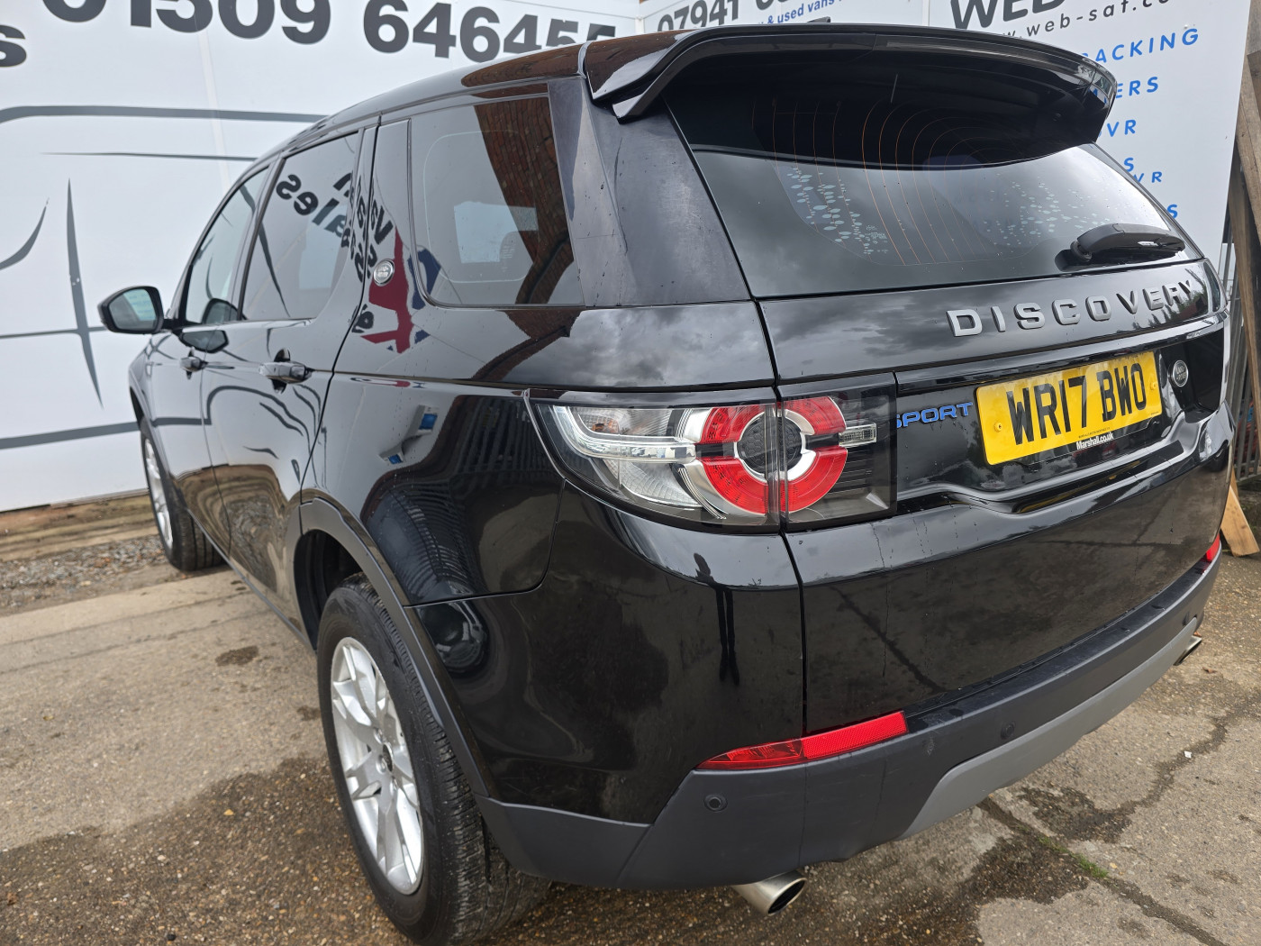 Land Rover Discovery Sport (2017) — image 4