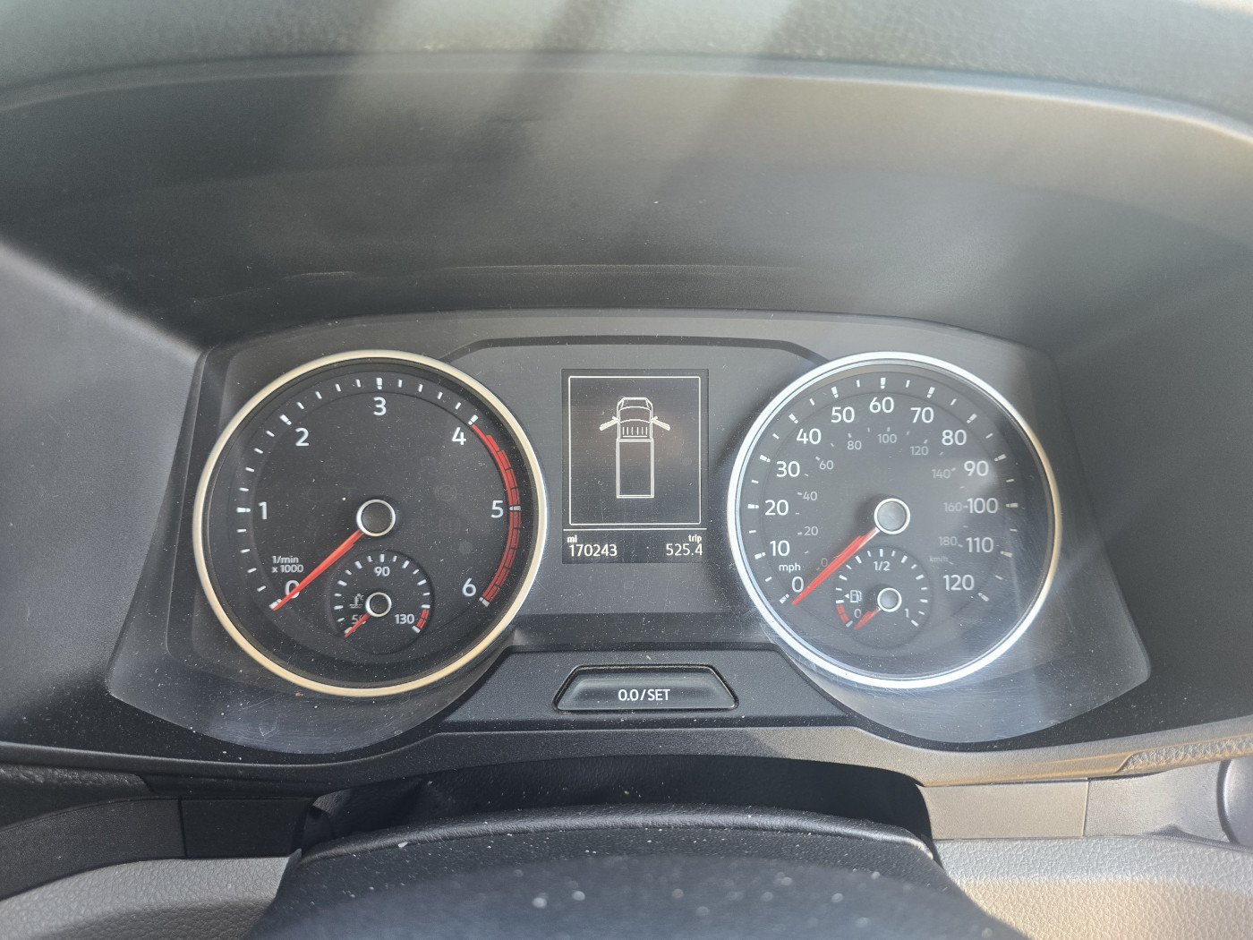 Volkswagen Crafter (2019) — image 10