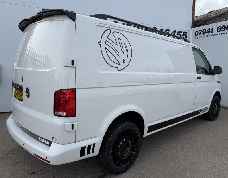 Volkswagen Transporter (2023) — photo 6