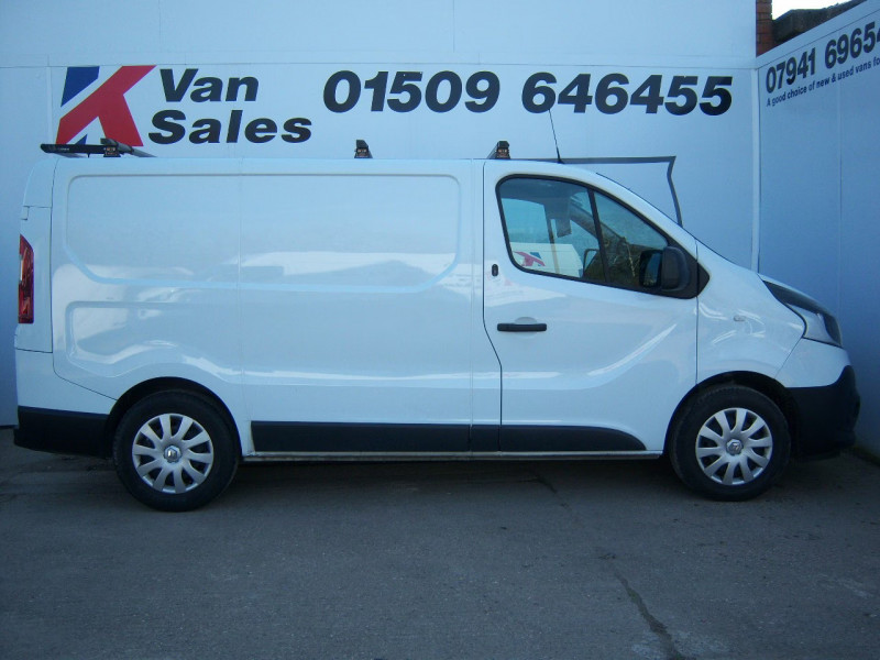 Renault Trafic (2021) — photo 7