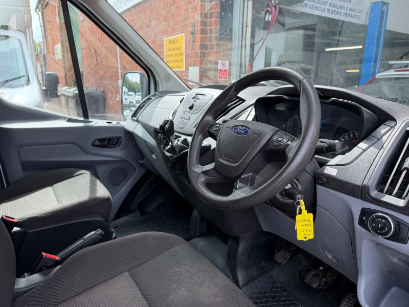 Ford Transit (2018) — photo 5