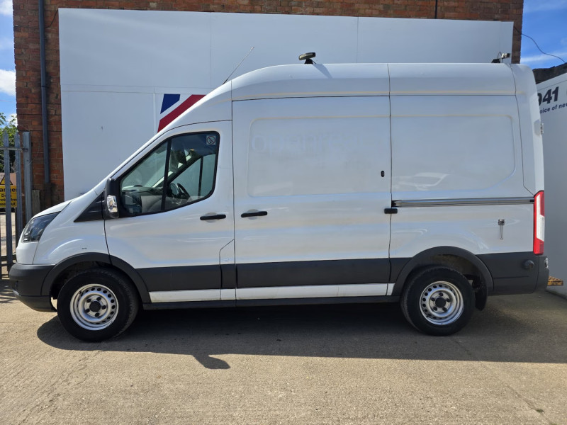 Ford Transit (2018) — photo 8