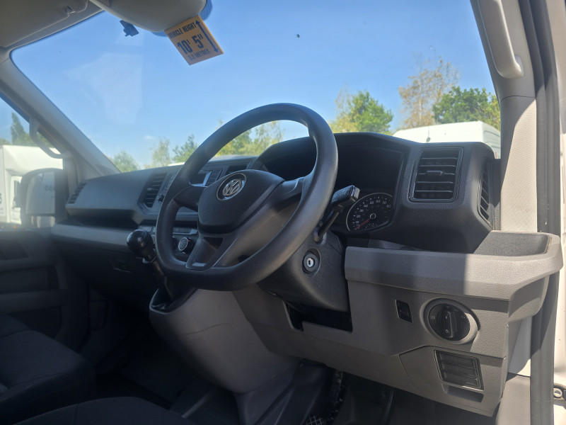 Volkswagen Crafter (2019) — photo 8